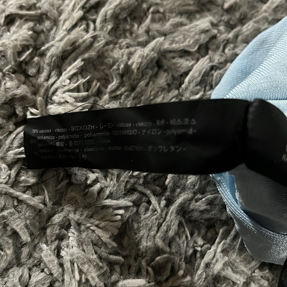Zara Baby Blue Twist Top - Picture 5 of 6